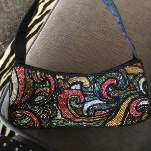 Beaded shoulder bag